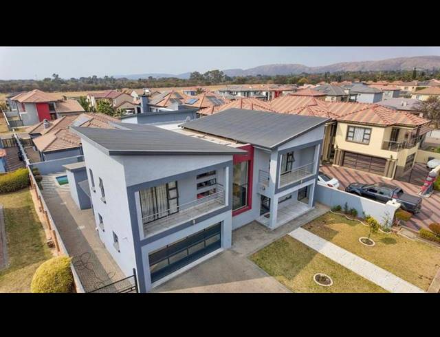 5 BEDROOM HOUSE FOR SALE IN HESTEAPARK